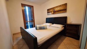 Appartamento con terrazzo vista piscina