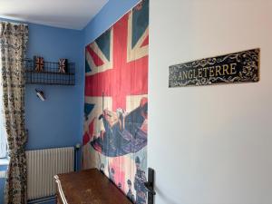 Maisons de vacances Les continents maison spacieuse 4 belles chambres parking privatif terrasse a 5 mn a pied tous commerces et 20 mn plage Omaha Beach : photos des chambres