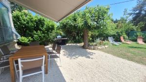 Maisons de vacances Maison avec jardin, Alpilles et Luberon : photos des chambres