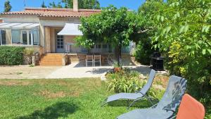 Maisons de vacances Maison avec jardin, Alpilles et Luberon : Maison 3 Chambres