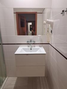 Pokoj dwuosobowy z łazienka