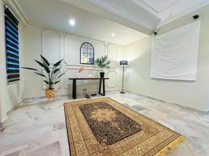 PUSAT BANDAR PUCHONG FULLY AIRCON Homestay
