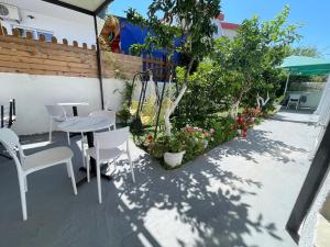 Mario Apartments Ksamil