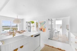 WhitsunStays - The Cyclades