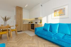 Stylish Apartment Zdziechowskiego with Parking & Home Office by Noclegi Renters