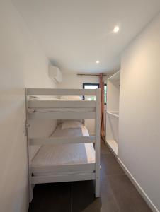 Maisons de vacances Les Maisons de pecheur avec Jacuzzi : photos des chambres