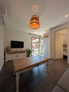 Maisons de vacances Les Maisons de pecheur avec Jacuzzi : photos des chambres