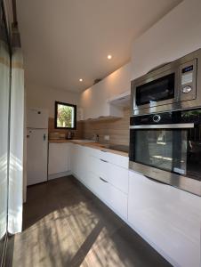 Maisons de vacances Les Maisons de pecheur avec Jacuzzi : photos des chambres