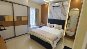 Brand New 3BR Condo 5 Min Walk to T Nagar Shopping