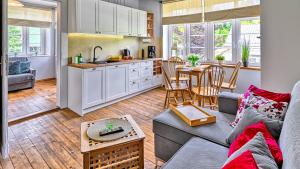 Strażacka, Sun & Snow