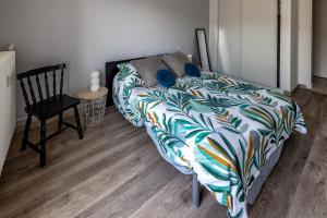 Appartement paisible au bord de l Isle avec parking