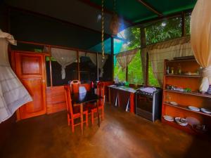 Coco house tambopata