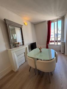 Appartement Colisée Champs Elysées