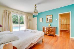 Villas Villa avec piscine aux portes de Bordeaux : photos des chambres