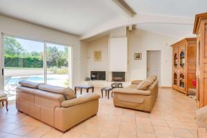Villas Villa avec piscine aux portes de Bordeaux : photos des chambres