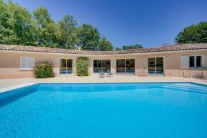 Villas Villa avec piscine aux portes de Bordeaux : photos des chambres