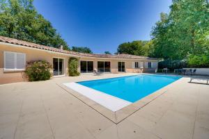 Villas Villa avec piscine aux portes de Bordeaux : photos des chambres