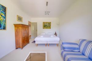 Villas Villa avec piscine aux portes de Bordeaux : photos des chambres