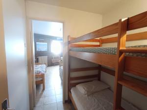 Appartements Bel Appartement 6p, 2 etoiles, Pres des pistes avec Balcon - Montgenevre Village - FR-1-445-183 : photos des chambres