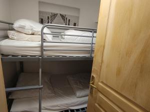 Appartements Charmant studio tout confort en front de neige a Montgenevre, residence face aux pistes - FR-1-445-137 : photos des chambres