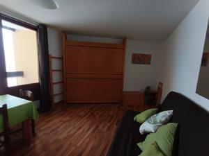 Appartements Montgenevre: Studio cosy 4 pers, sur les pistes, animaux OK - FR-1-445-77 : photos des chambres