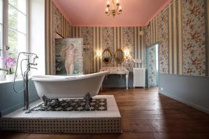 B&B / Chambres d'hotes Chateau de Russas, chambre d-hote : photos des chambres
