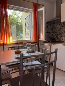 Apartment Moreno 1 with seaview