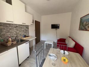 Apartment Moreno 1 with seaview