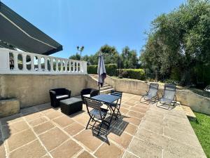 Magnifique studio sur les hauteurs de Nice, piscine, parking et WIFI