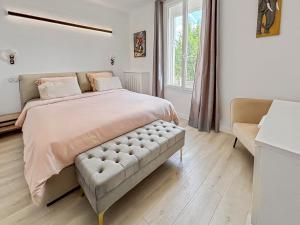 Maisons de vacances Villa avec jacuzzi, sauna&cinema : photos des chambres