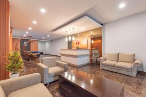 Sans Vibes Surapati Konforta Hotel