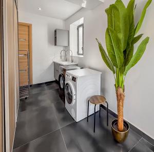 Maisons de vacances Villa avec jacuzzi, sauna&cinema : photos des chambres