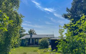 Beautiful Home In Tarm With Wifi