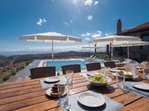 Villa Eolos with private pool