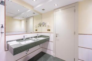 Junior Suite room in Hotel Portomagno