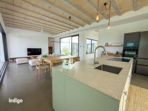 Villa Paz -Moderno Privado Nuevo Piscina Vistas a Golf y Lago