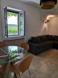 Maisons de vacances Ecrin au milieu des vignes : Maison 1 Chambre