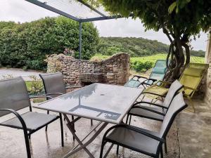 Ecrin au milieu des vignes