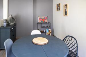 Appartement paisible au bord de l Isle, parking privé
