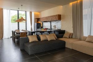 Dreamland View Villa #1 3Bdr with Rooftop Terrace and Pool