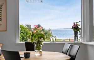 Nice Home In Ebeltoft With Wifi