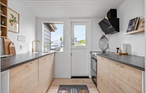 Nice Home In Ebeltoft With Wifi