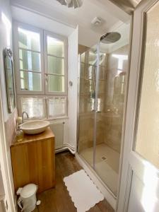 B&B / Chambres d'hotes Le Domaine des Tilleuls : photos des chambres