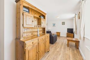 Host & Stay - Easton Meadows Holiday Cottage