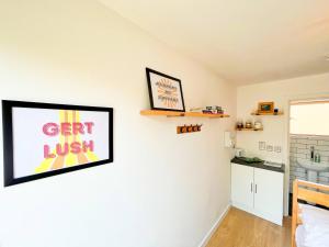 Carmen Suite EcoPod Treehouse in the city centre