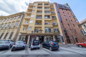 Brand new Fakés-Two balconies above the citycenter