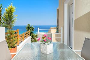 INROY SEA VIEW APARTMENTS