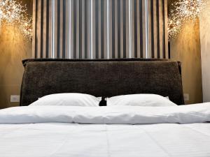 Airport SkyLuxe Luxury Residence