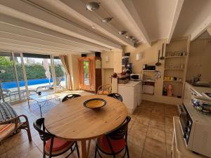Appartements En Avignon 30133 les Angles : photos des chambres