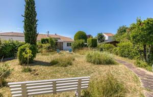 Maisons de vacances Charmante Maison Proche Plage : photos des chambres